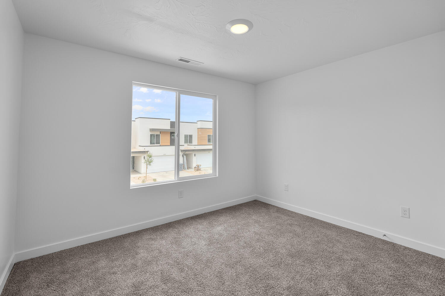 LAVENDER CANYON AT LONG VALLEY - Residential