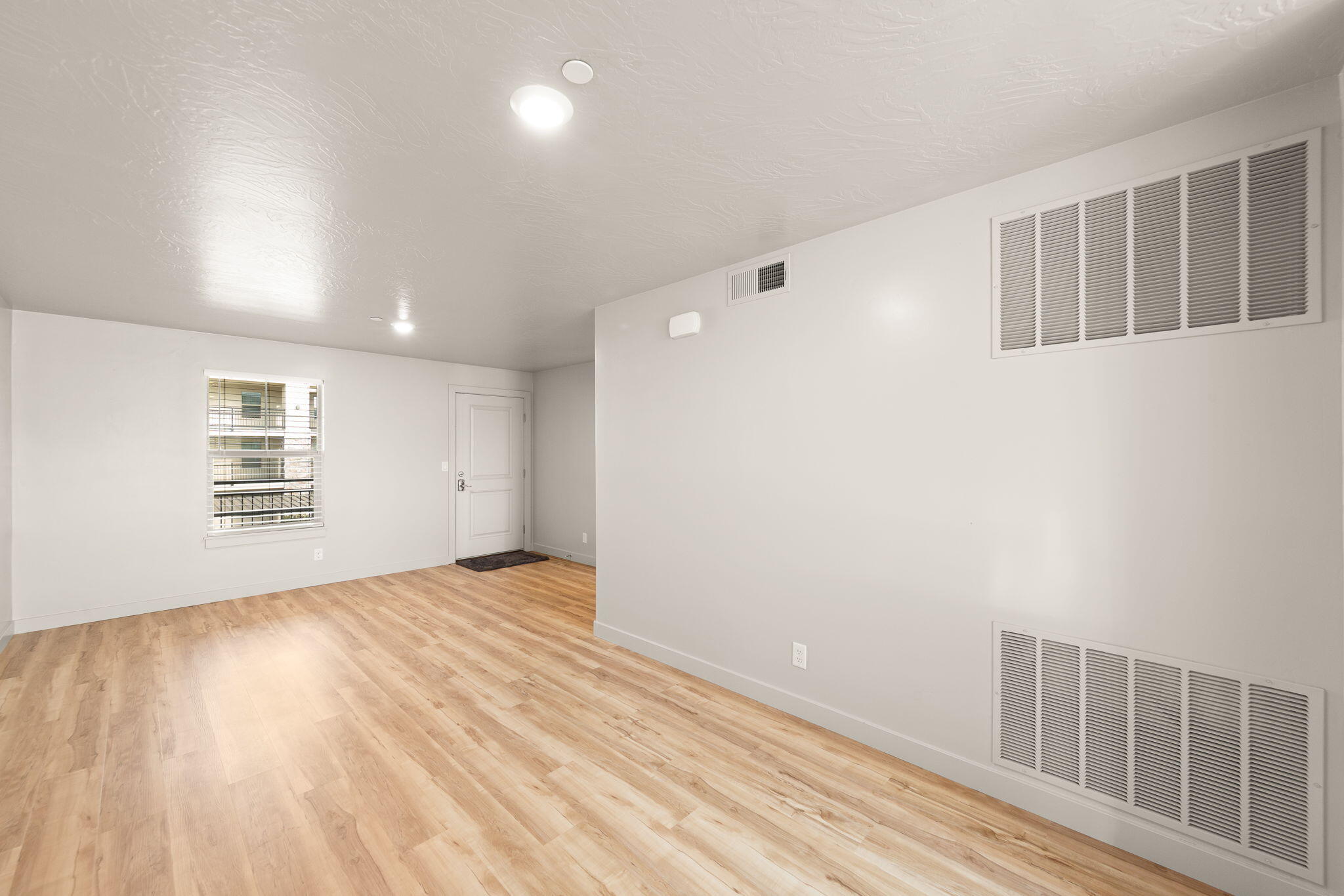 RED VISTA CONDO - Residential