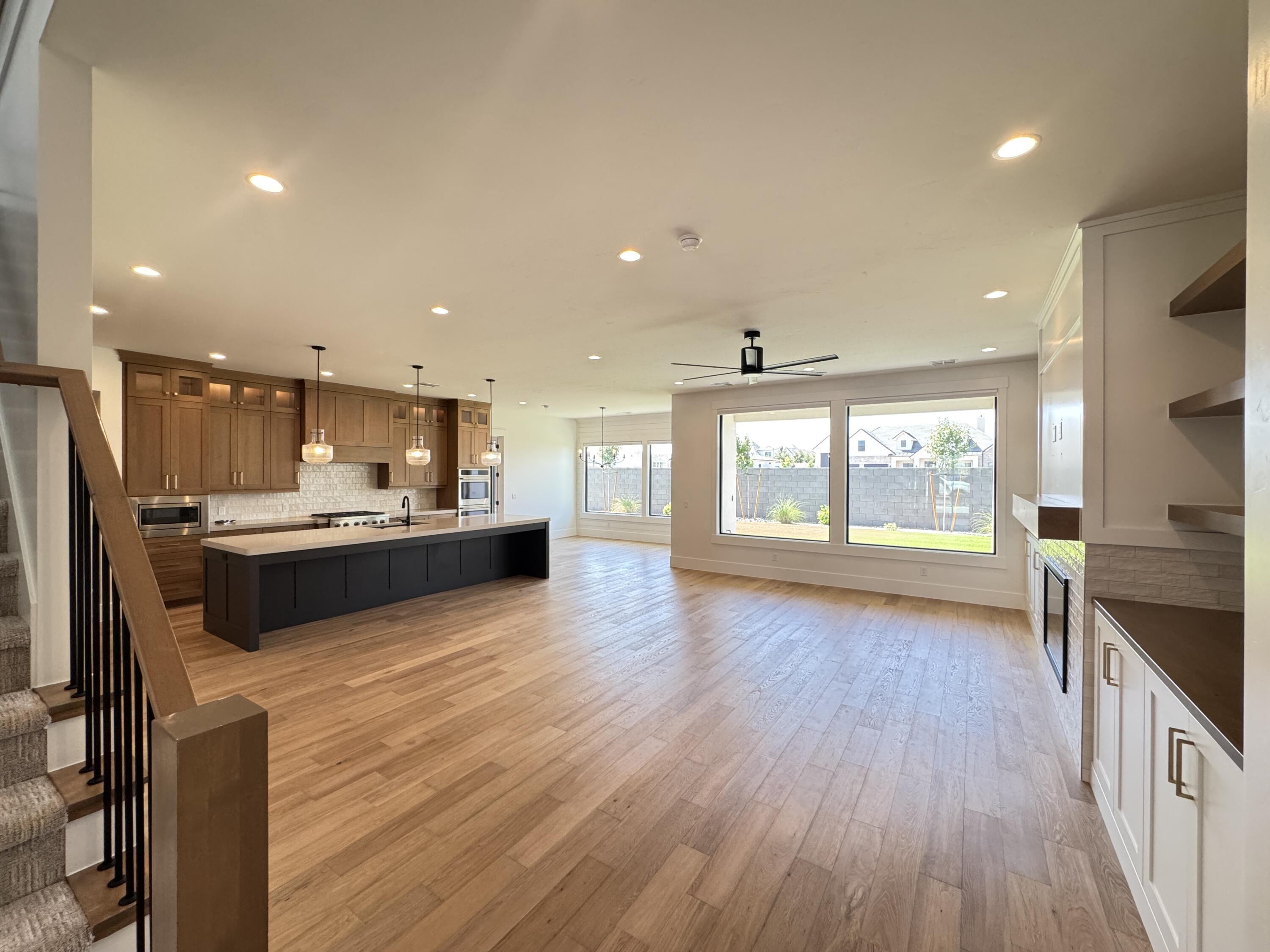 MOORLAND PARK - Residential