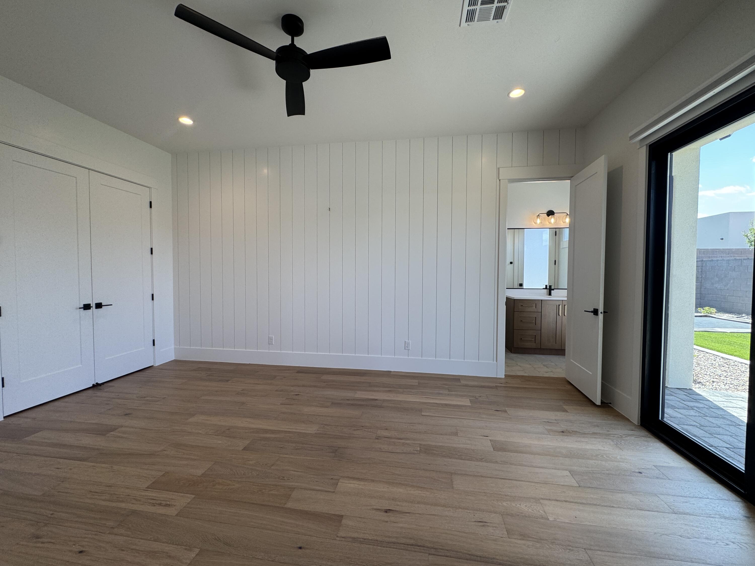MOORLAND PARK - Residential