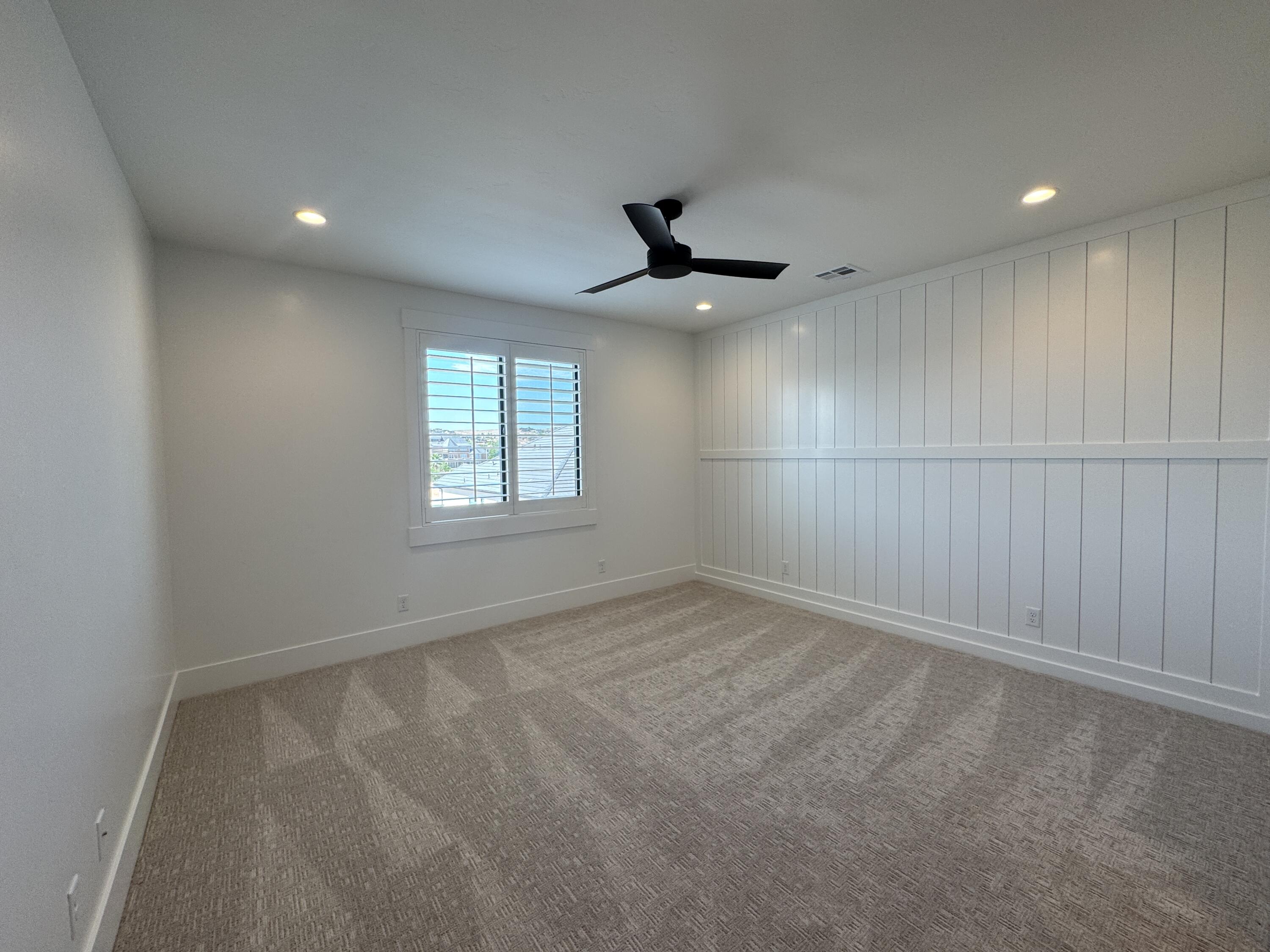 MOORLAND PARK - Residential
