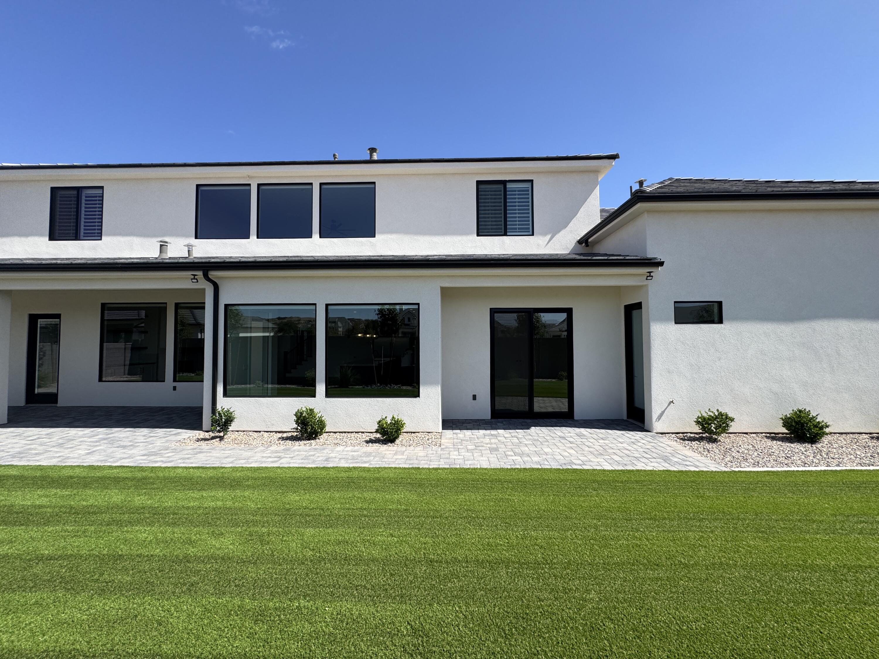 MOORLAND PARK - Residential