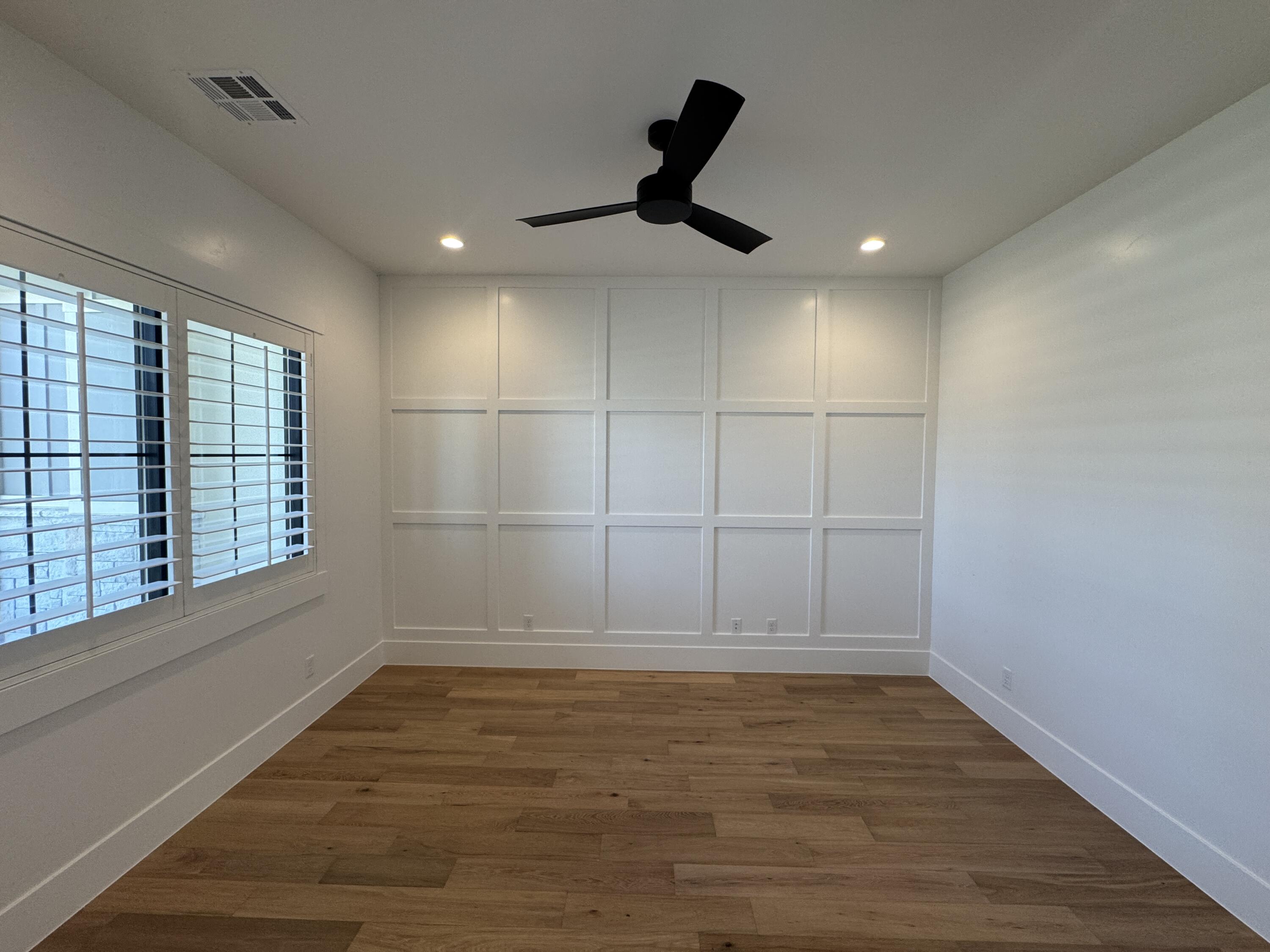 MOORLAND PARK - Residential