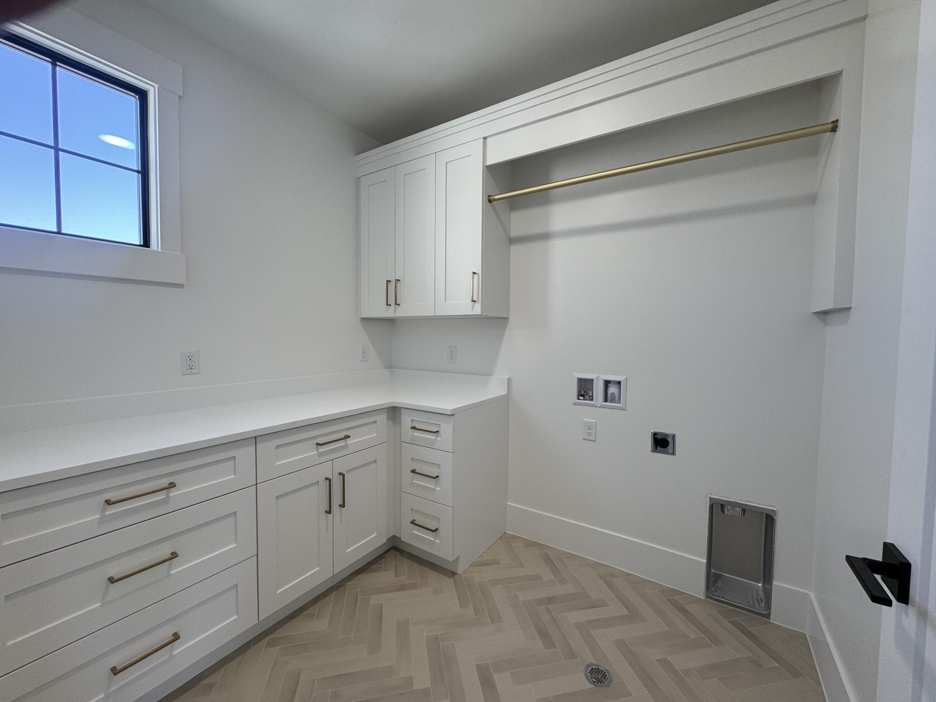 MOORLAND PARK - Residential