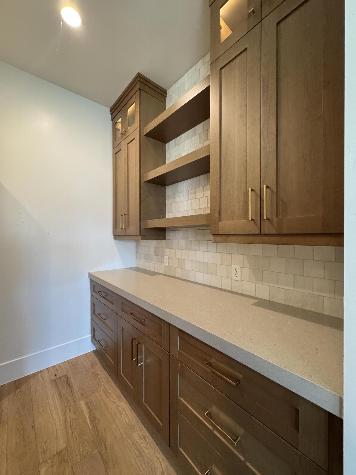 MOORLAND PARK - Residential