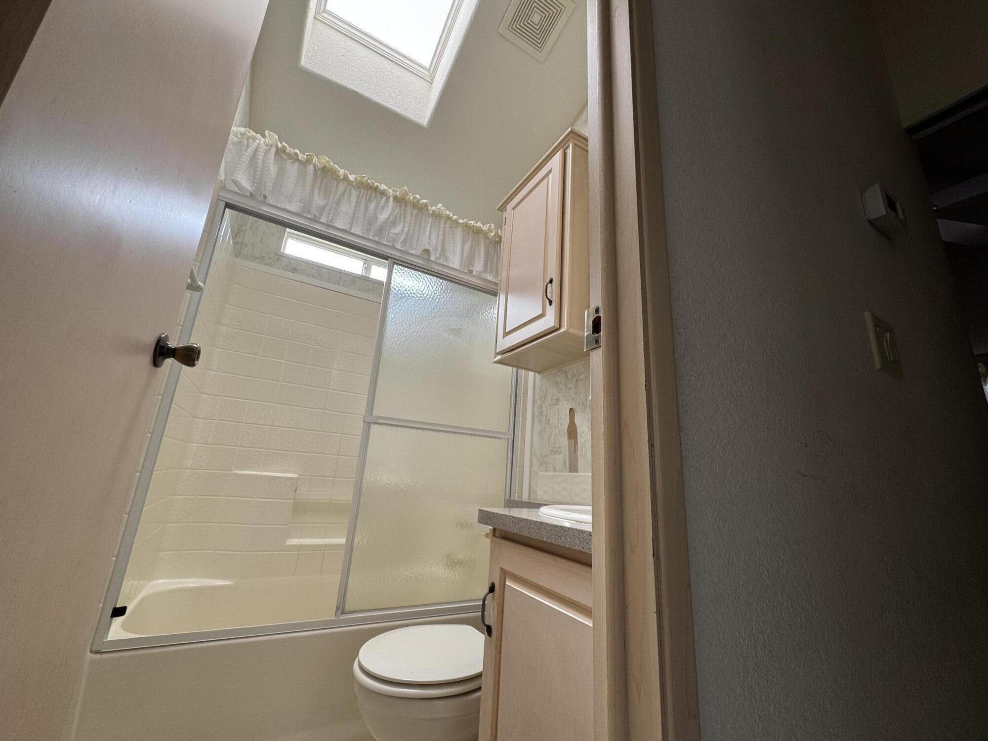 HARRISBURG LAKESIDE ESTATES - Residential