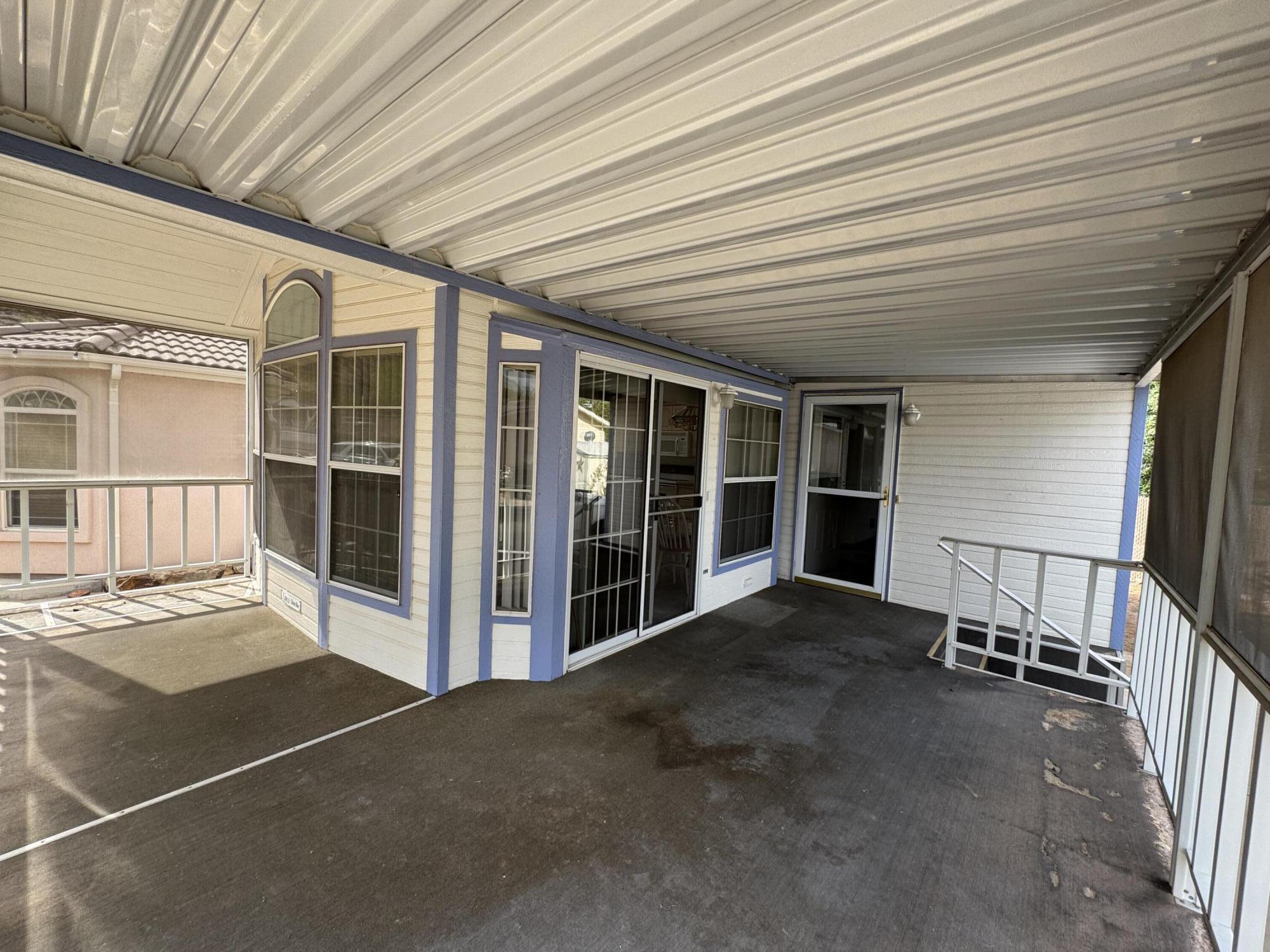 HARRISBURG LAKESIDE ESTATES - Residential