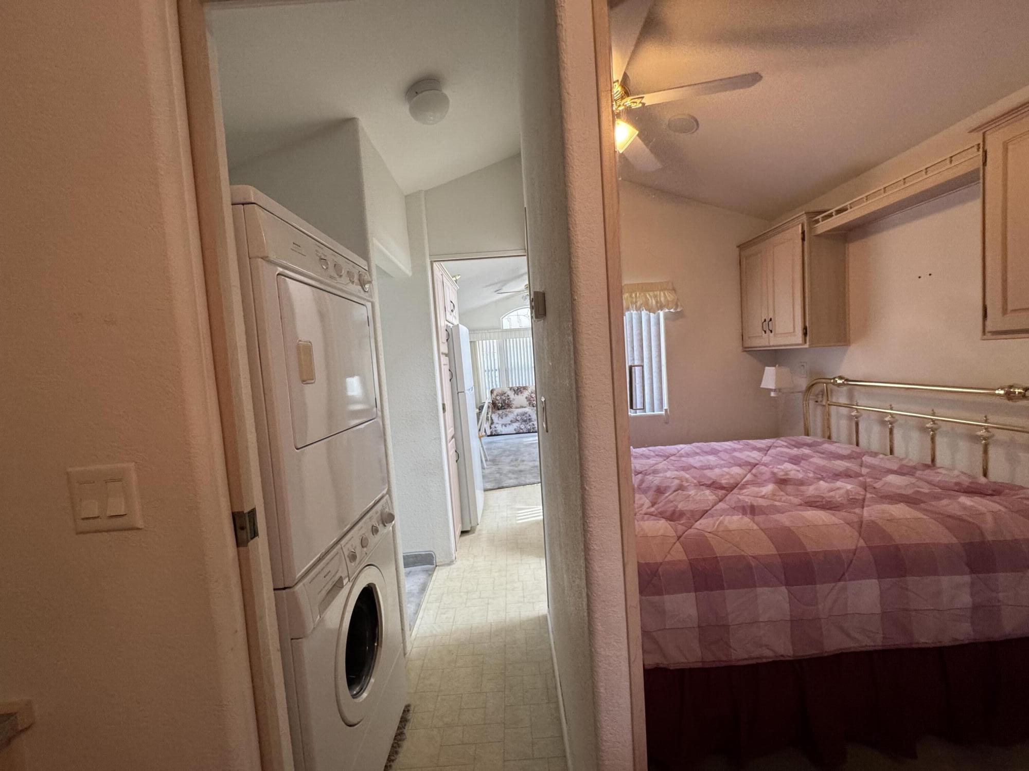 HARRISBURG LAKESIDE ESTATES - Residential