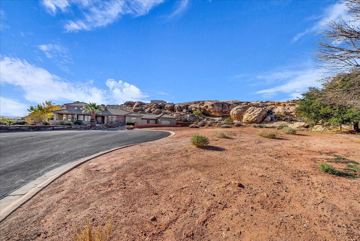 SIENNA RIDGE AT WEBB HILL - Land