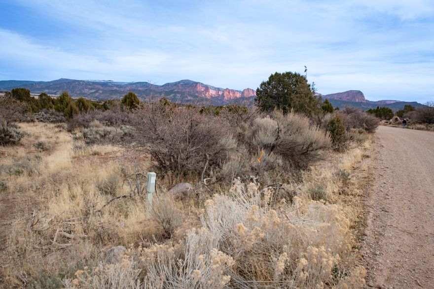 This is an amazing opportunity to own a one of a kind piece of land. This lot is positioned in such a way to see the fingers of Kolob canyon perfectly. Located in the highly desirable Harmony Heights HOA. The property is stubbed for electric and water. This is a perfect building lot. Current owners have 2 sets of house plans already drawn up and ready to go that they would be willing to sell with the lot. Contact Dillon Savage with any questions or offers.