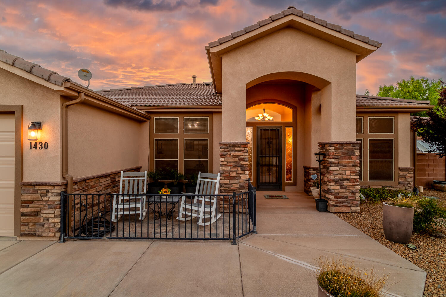 HURRICANE GARDEN HOMES - Residential