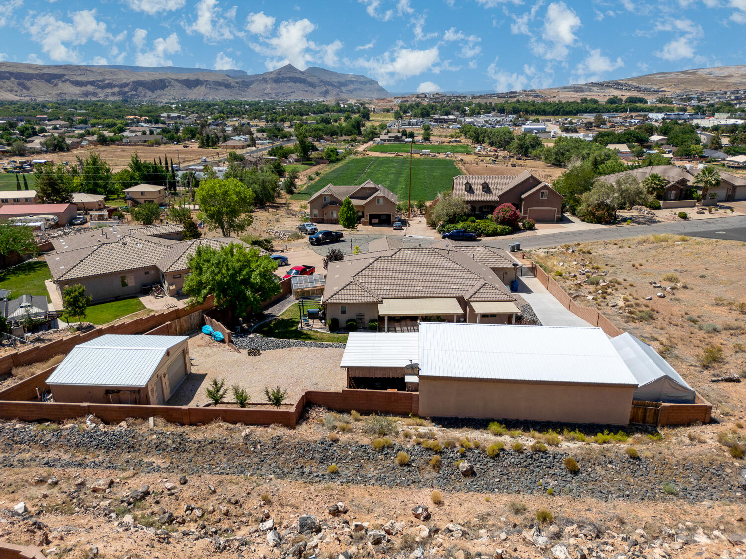 HURRICANE GARDEN HOMES - Residential