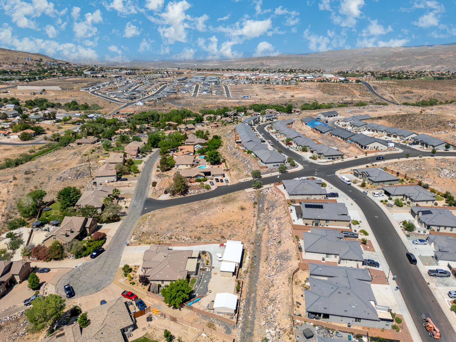 HURRICANE GARDEN HOMES - Residential