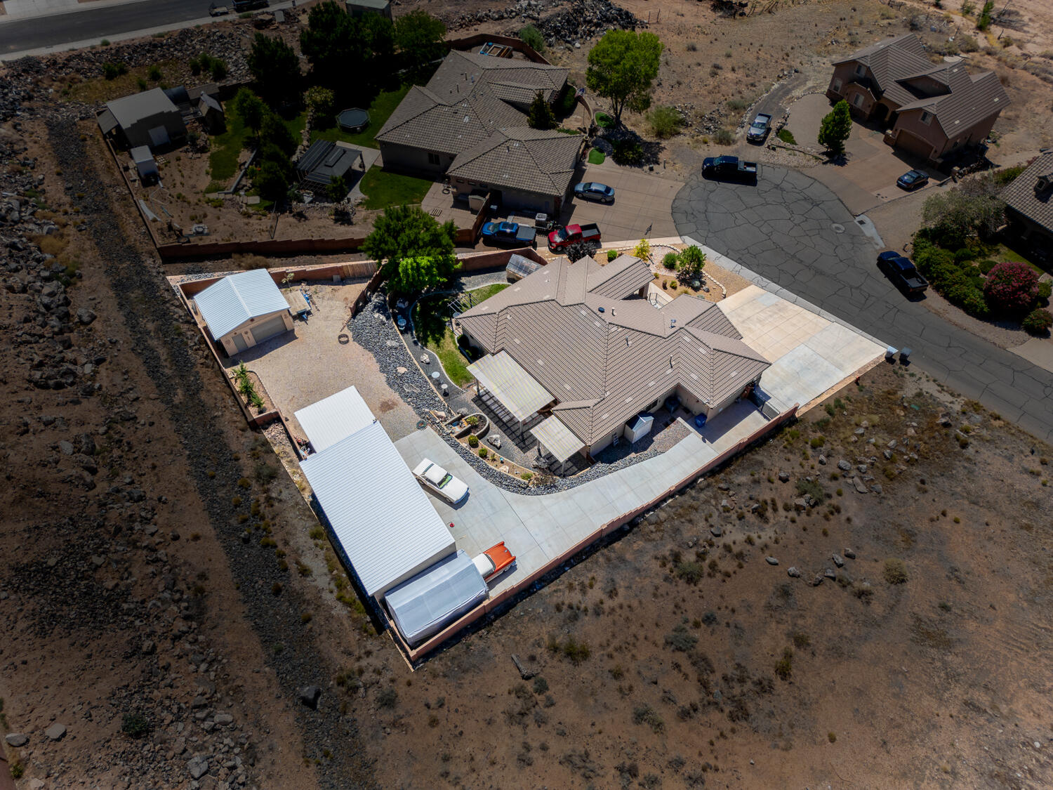 HURRICANE GARDEN HOMES - Residential