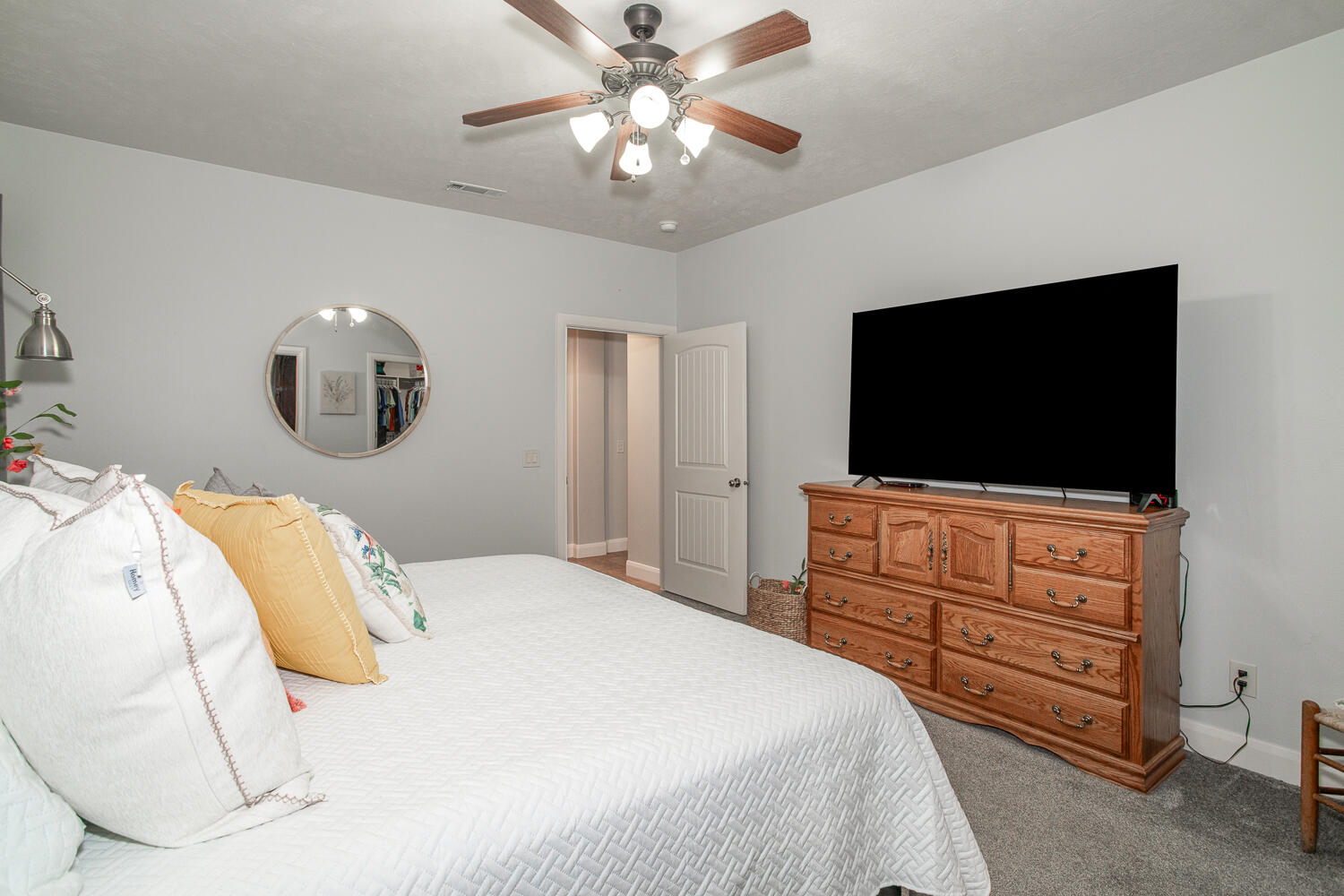 HURRICANE GARDEN HOMES - Residential