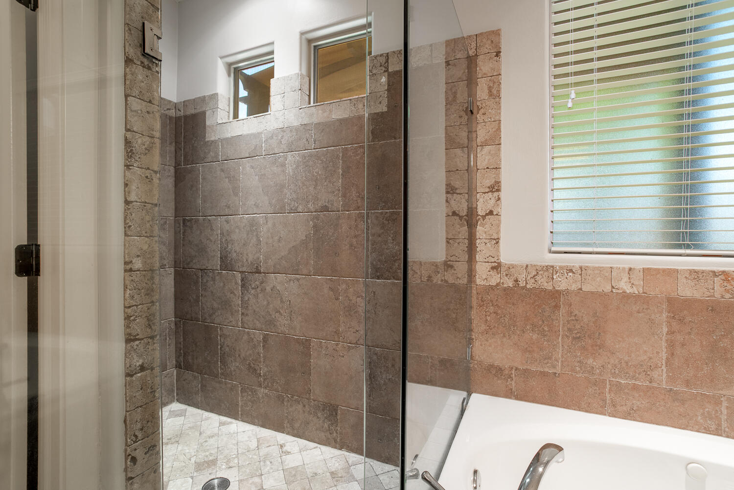 HURRICANE GARDEN HOMES - Residential