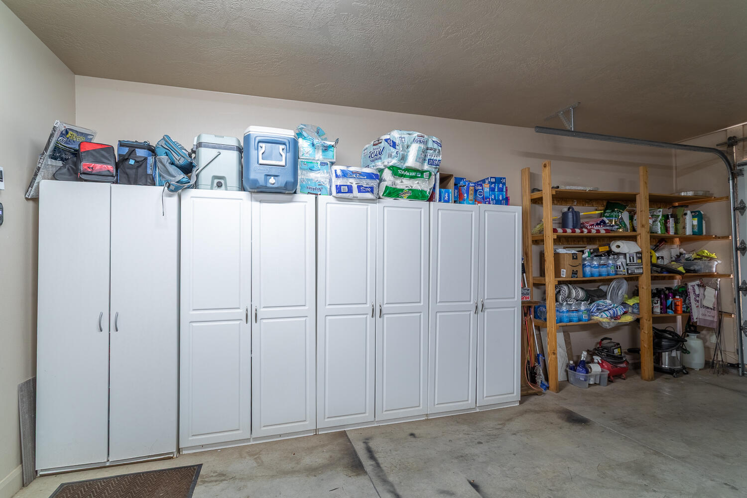 HURRICANE GARDEN HOMES - Residential