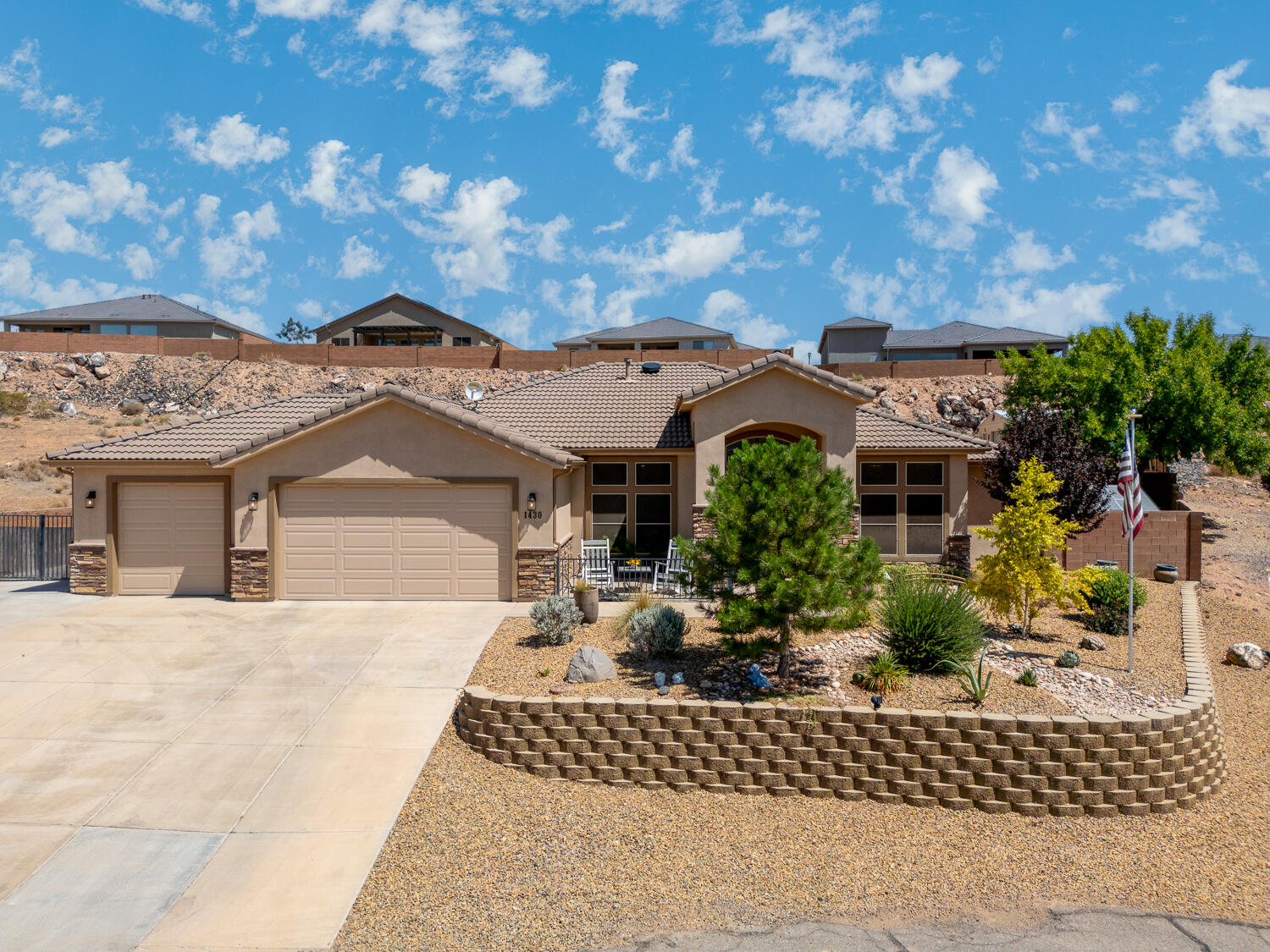 HURRICANE GARDEN HOMES - Residential