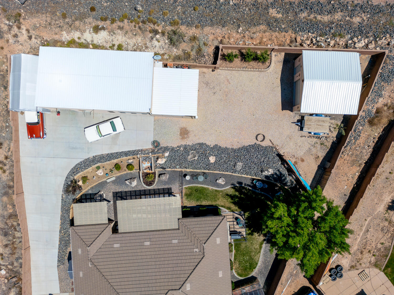 HURRICANE GARDEN HOMES - Residential