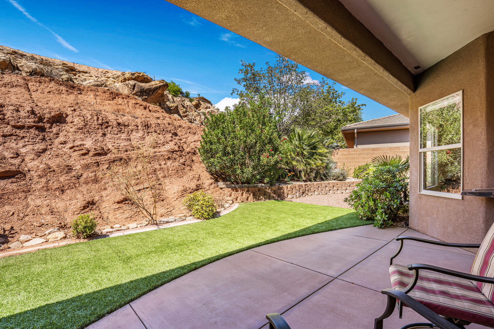 RIVER CREST TOWNHOMES - Residential