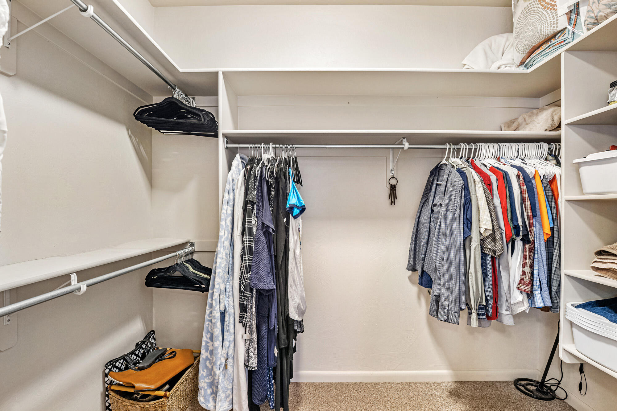 RIVER CREST TOWNHOMES - Residential