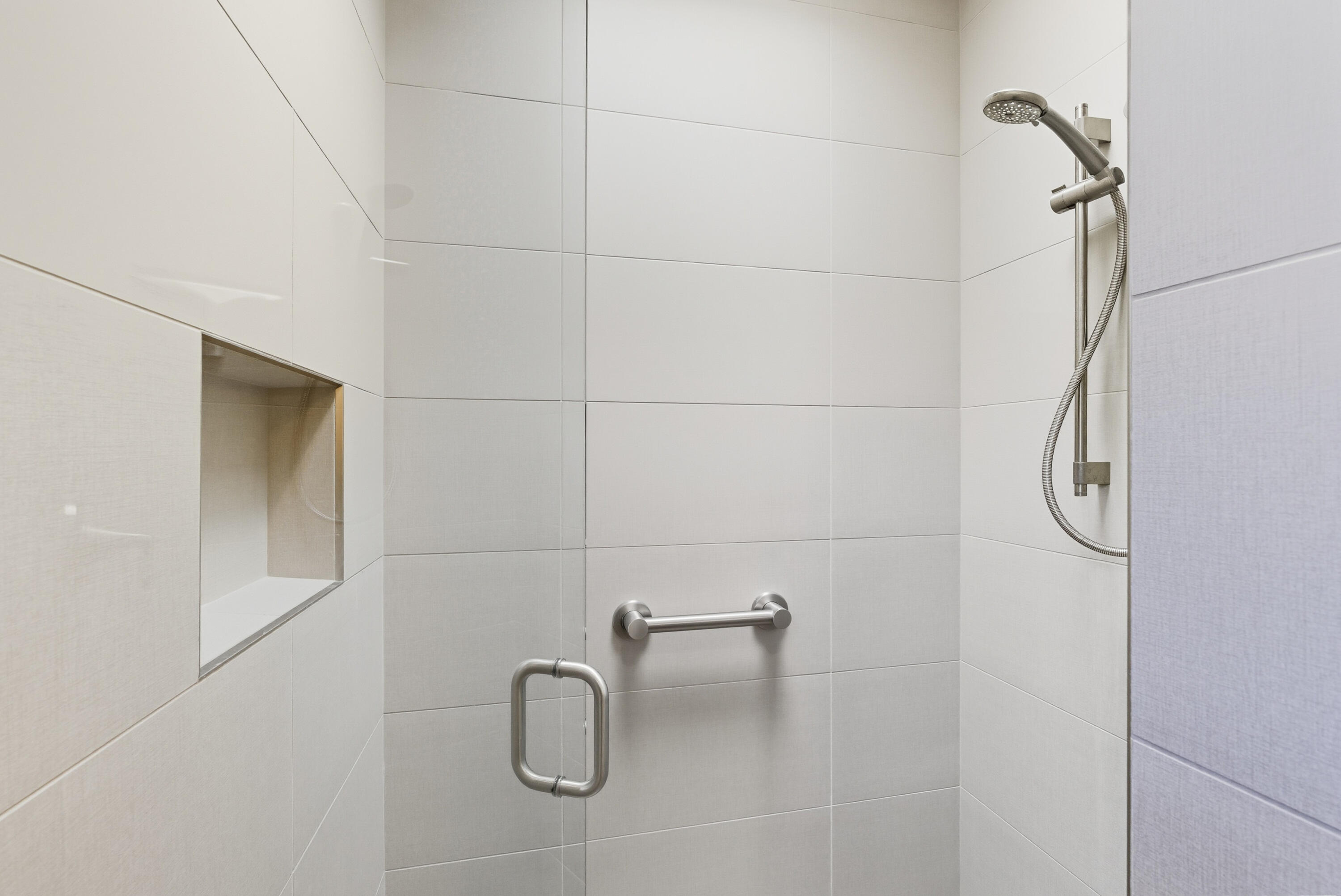 TAVIAWK - Residential