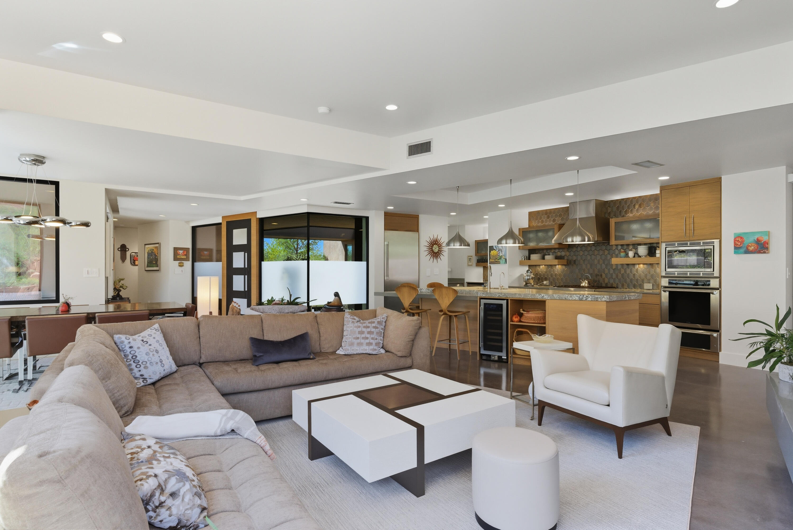 TAVIAWK - Residential