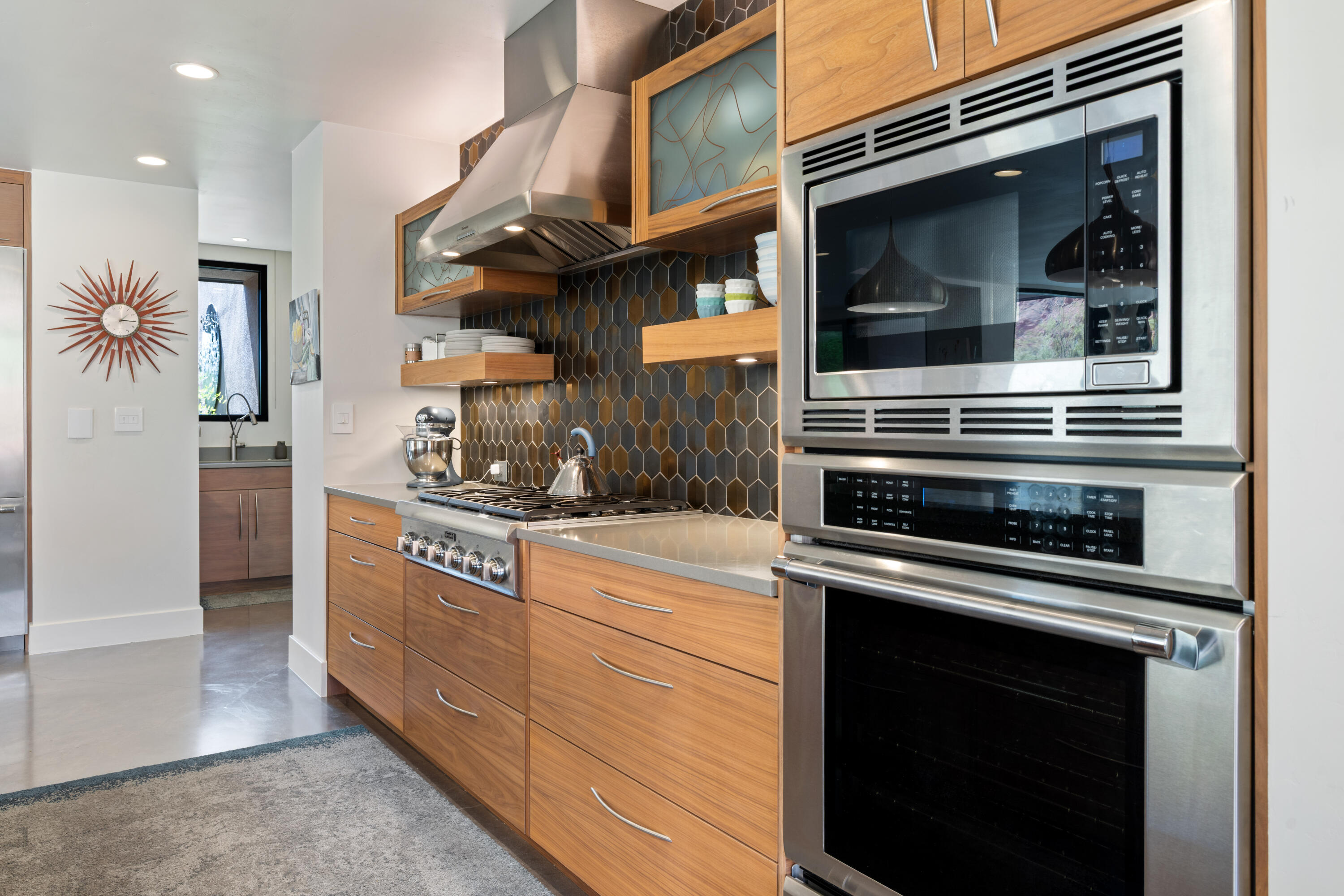 TAVIAWK - Residential