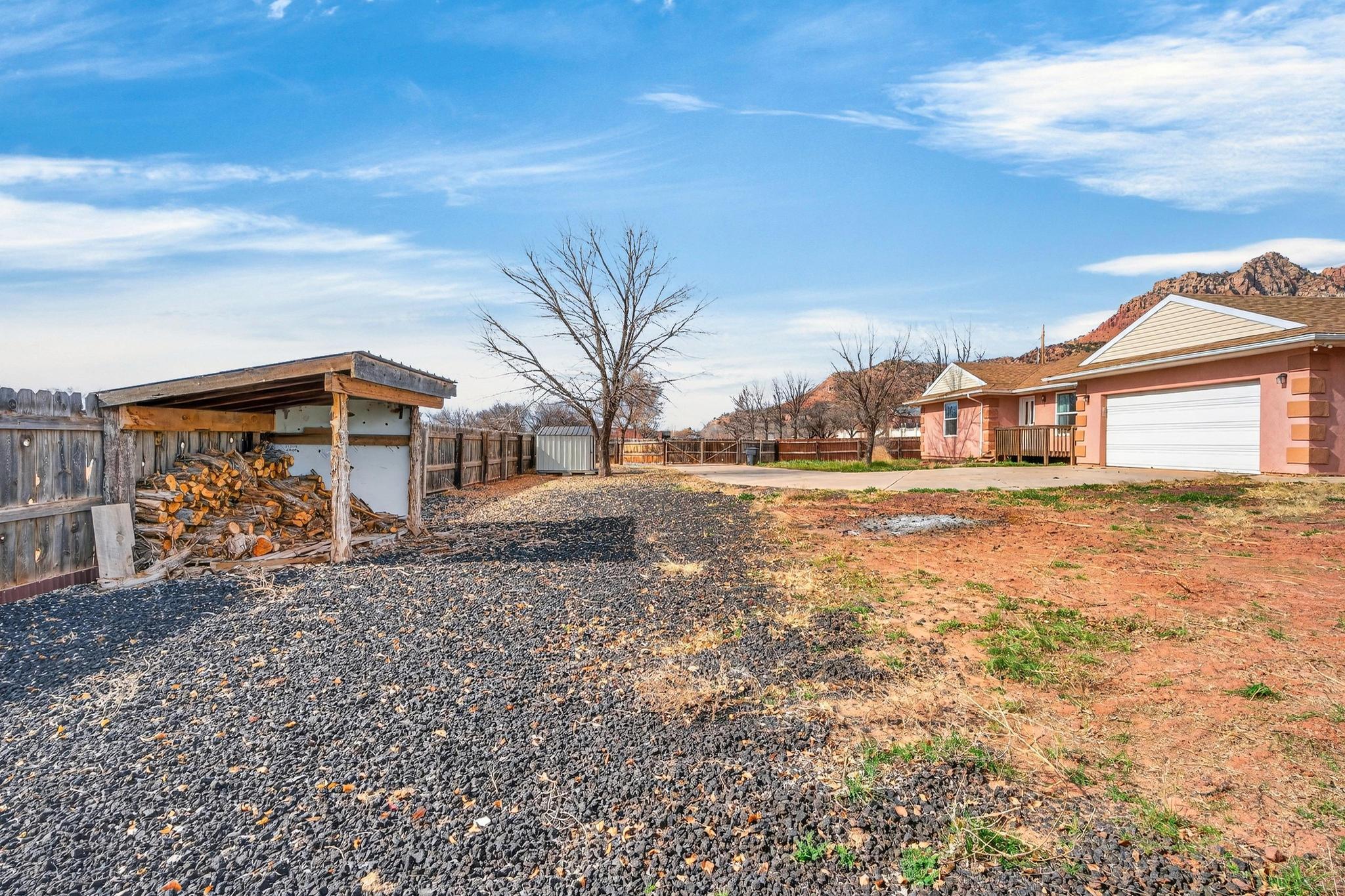 SHORT CREEK - Residential