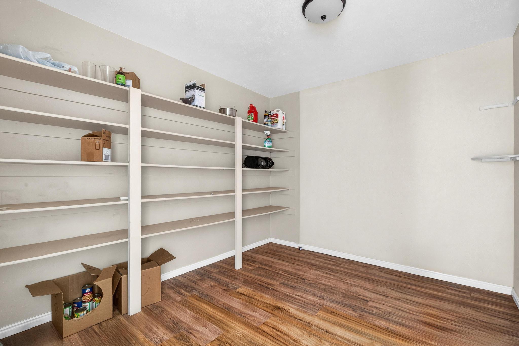 SHORT CREEK - Residential