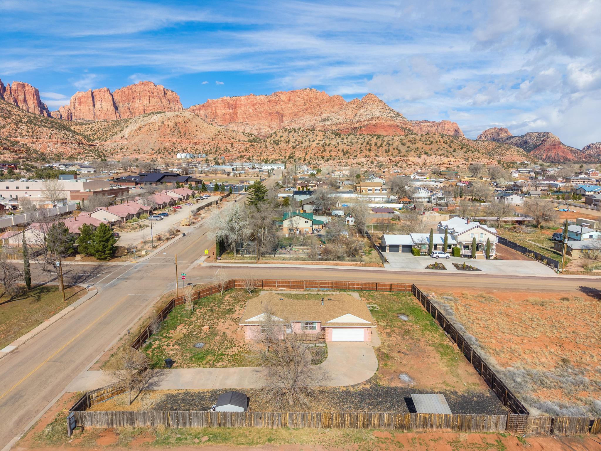 SHORT CREEK - Residential