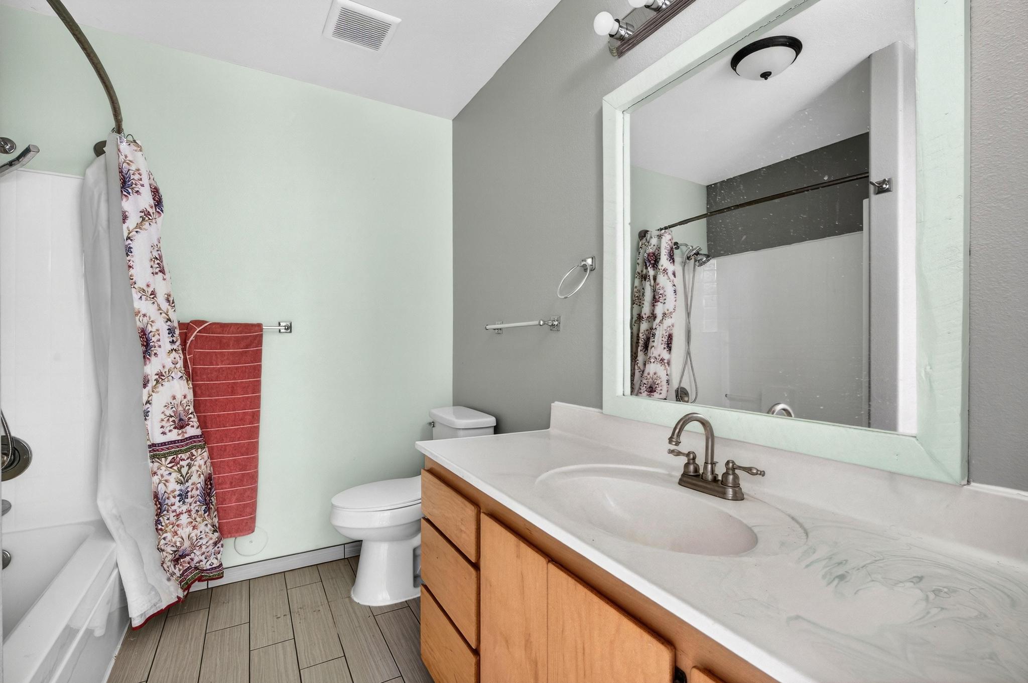 SHORT CREEK - Residential