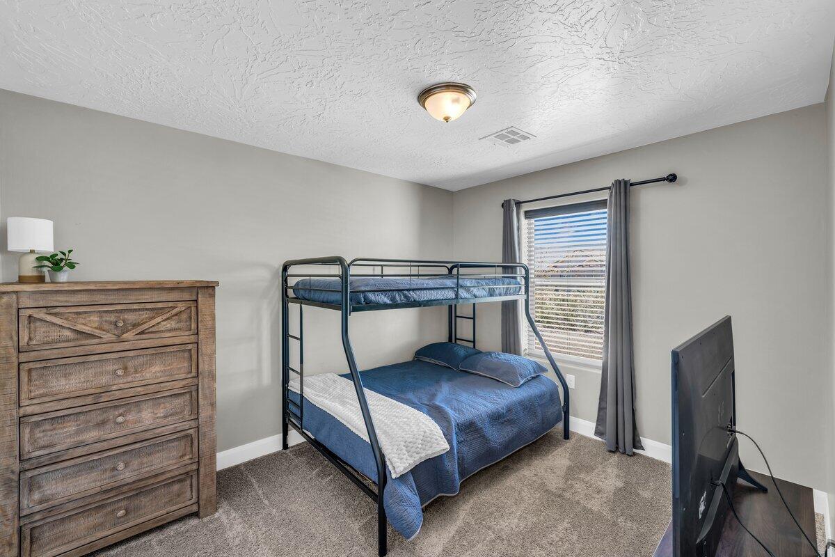 CHATEAUS AT RIVERWOOD ESTATES - Residential