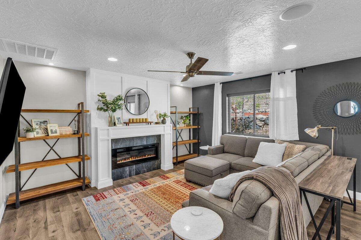 CHATEAUS AT RIVERWOOD ESTATES - Residential