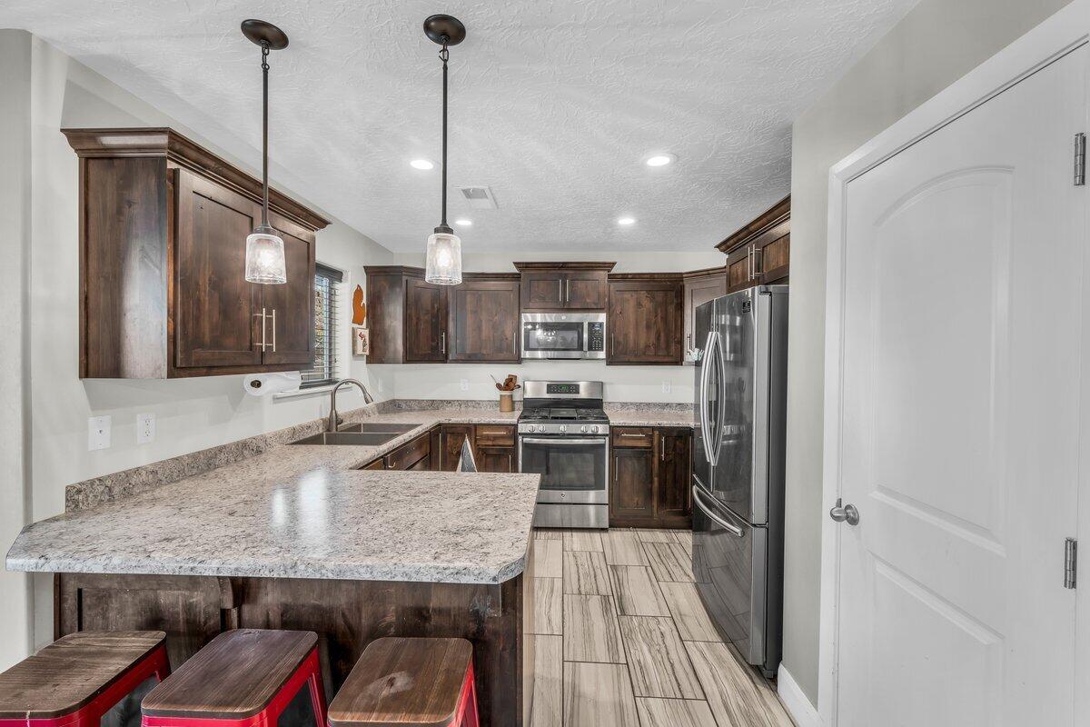 CHATEAUS AT RIVERWOOD ESTATES - Residential