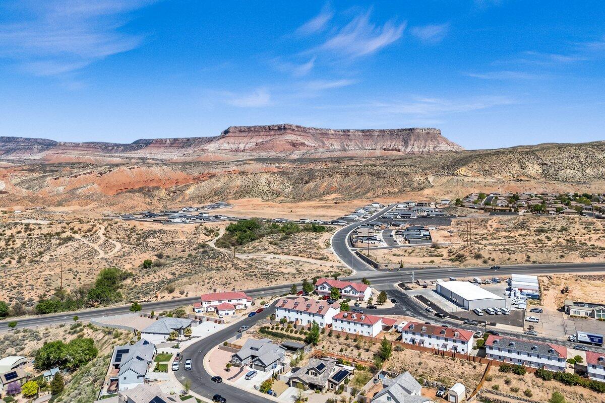 CHATEAUS AT RIVERWOOD ESTATES - Residential