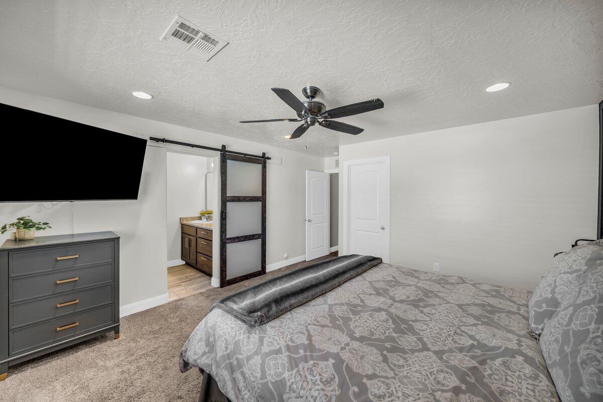 CHATEAUS AT RIVERWOOD ESTATES - Residential