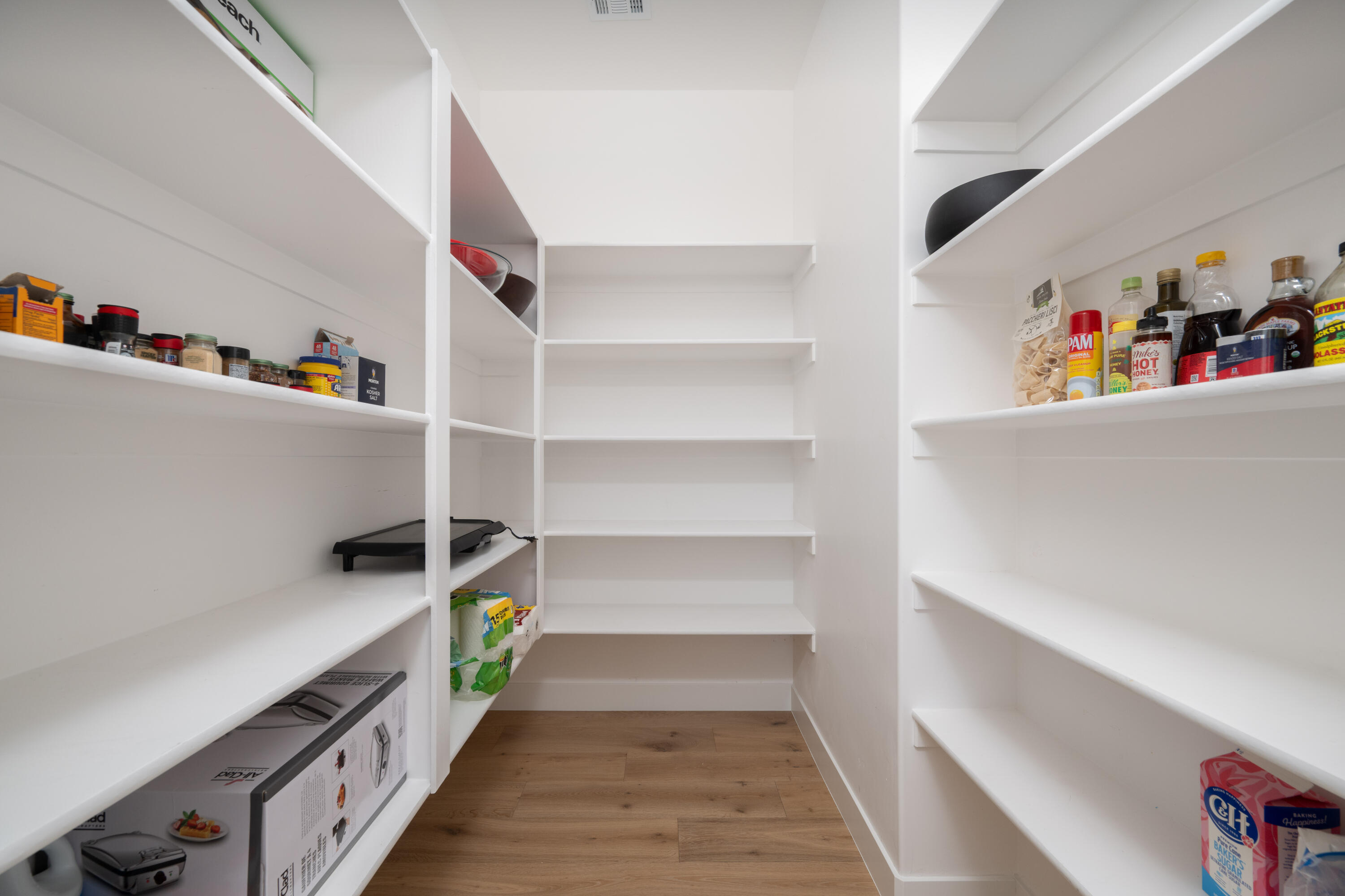 LEDGES OF ST GEORGE - Residential