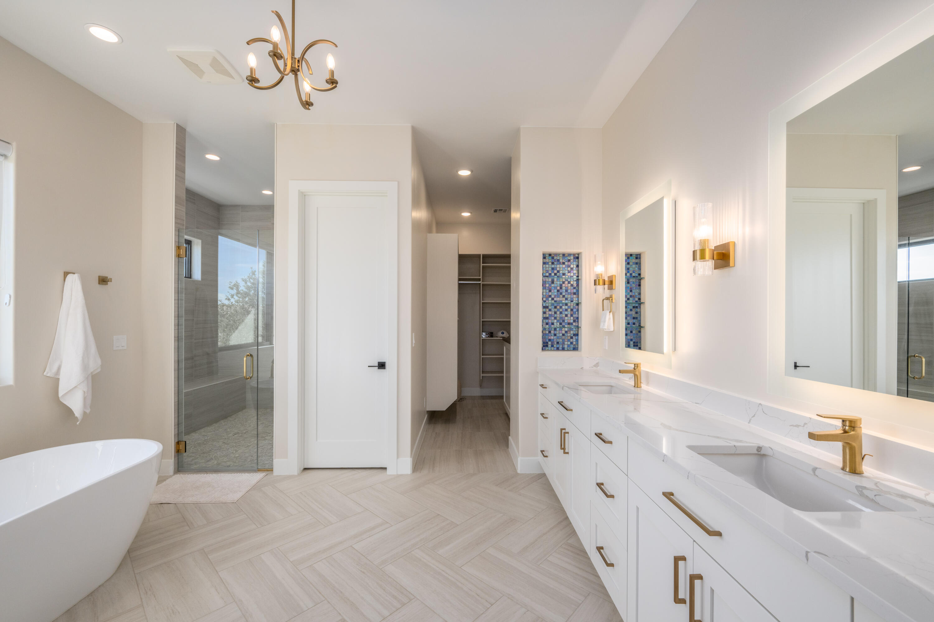 LEDGES OF ST GEORGE - Residential