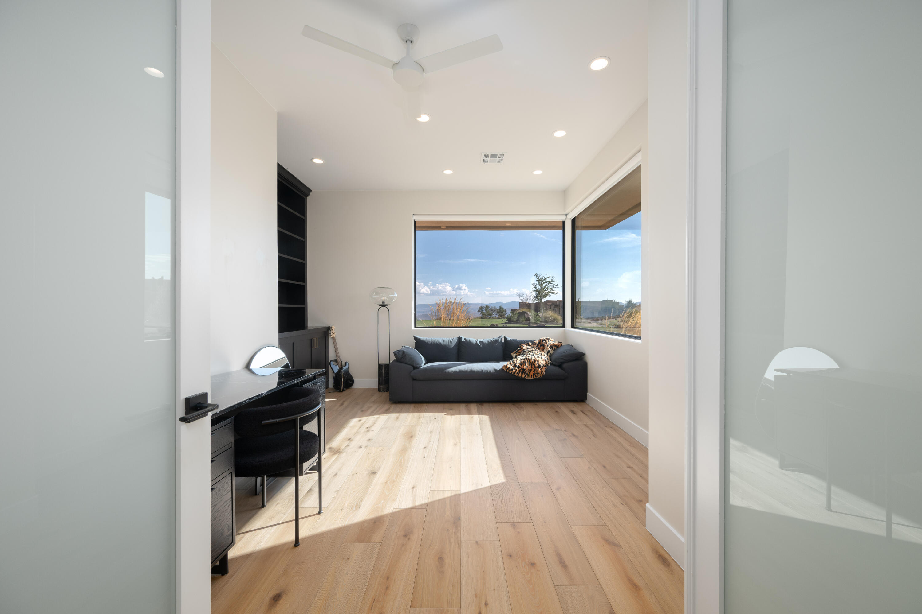 LEDGES OF ST GEORGE - Residential