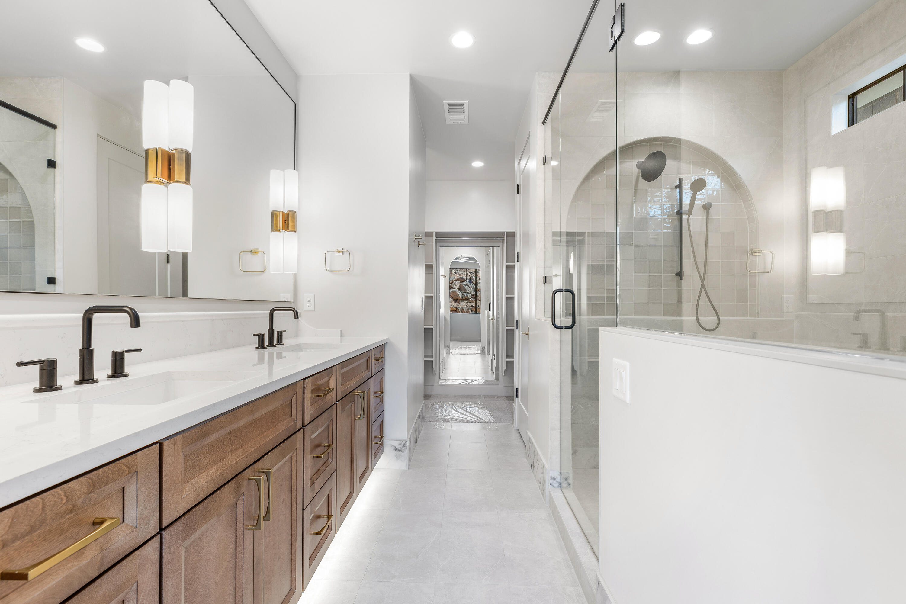 MOUNTAIN VIEW ESTATES - Residential