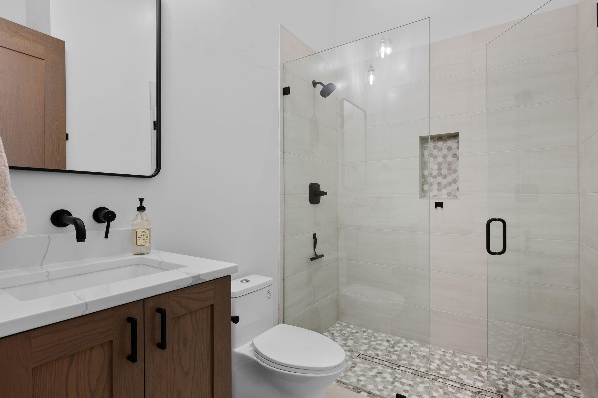 ALMOND HEIGHTS PARK - Residential