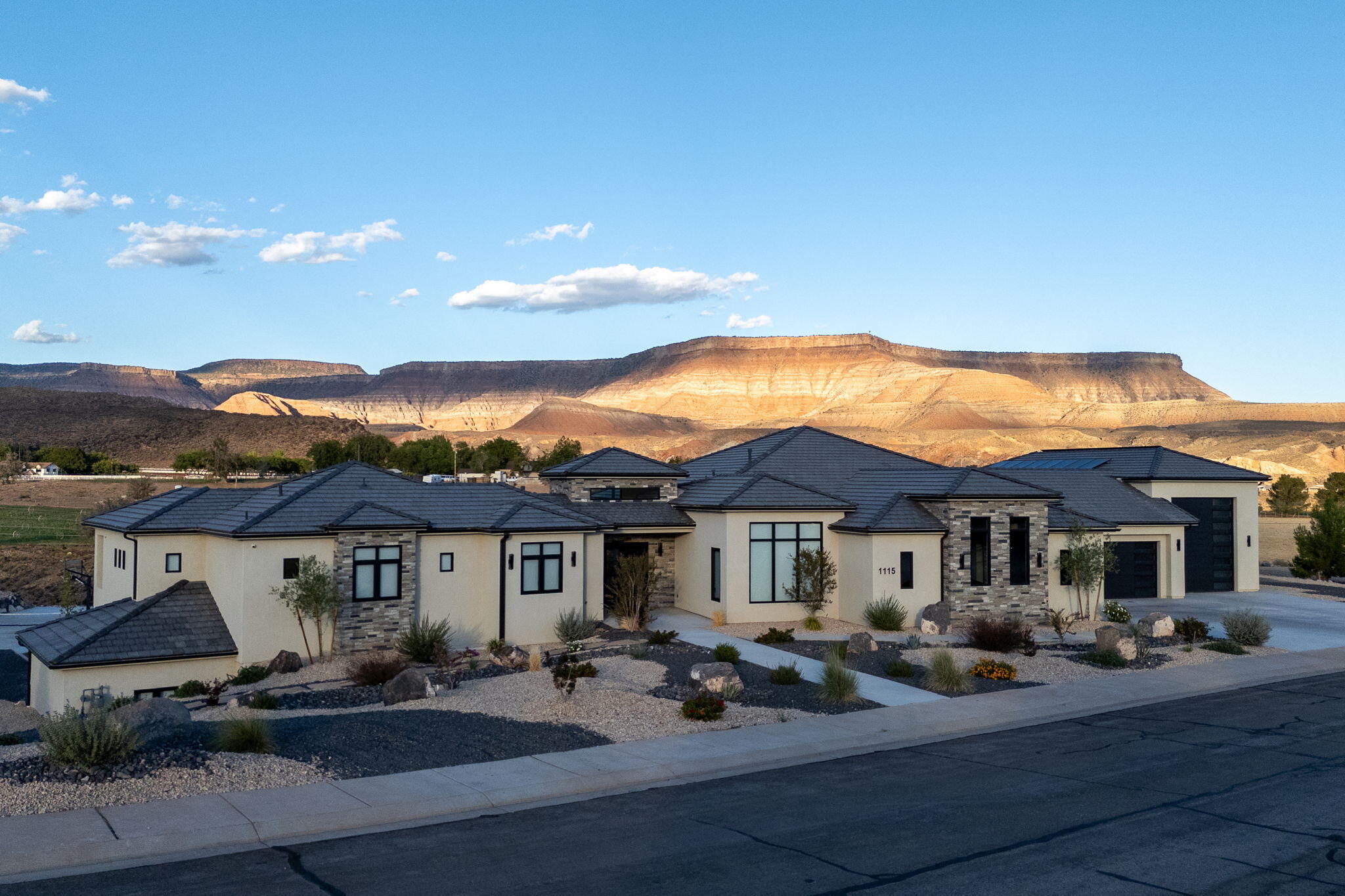 ALMOND HEIGHTS PARK - Residential