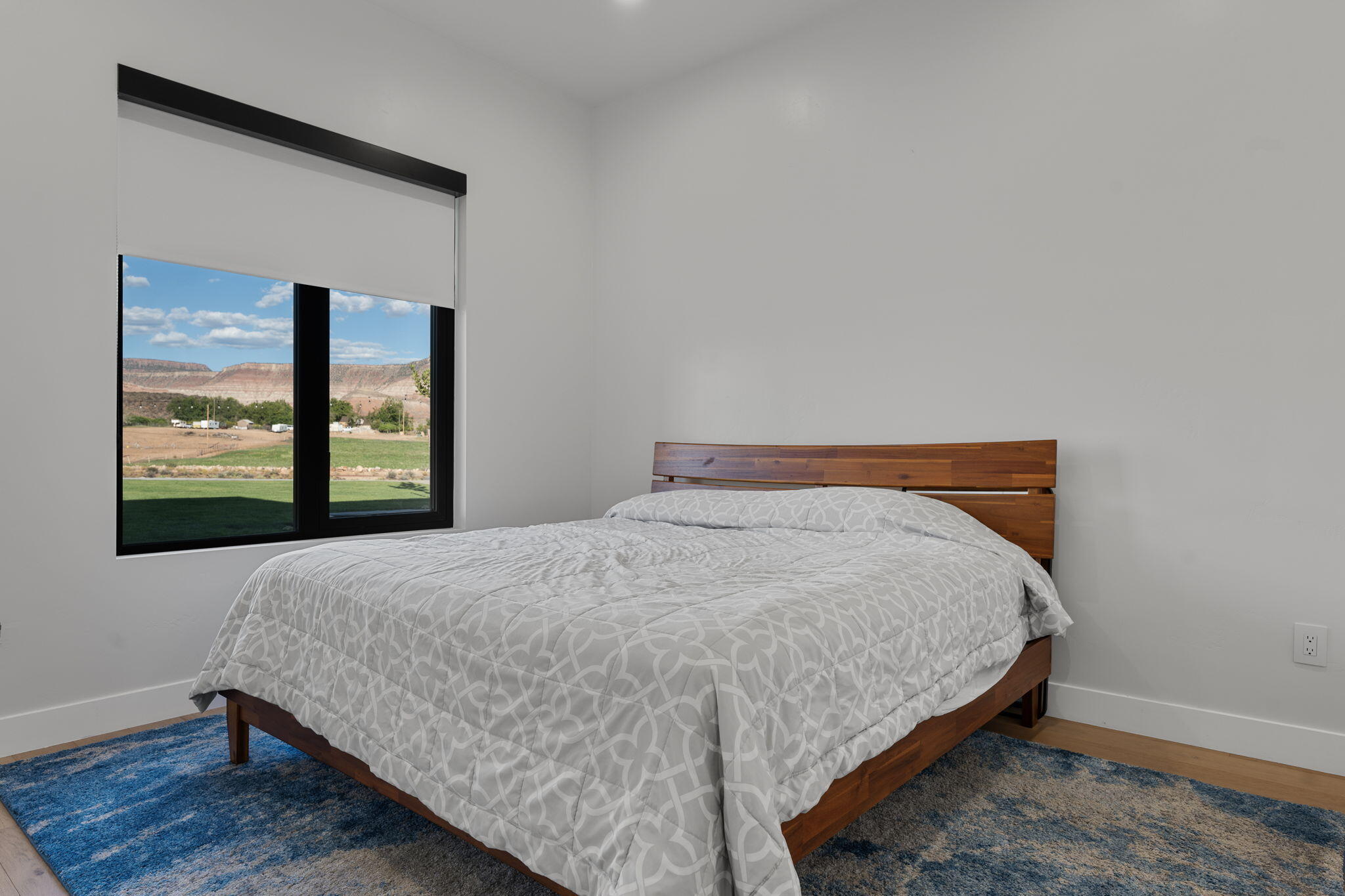 ALMOND HEIGHTS PARK - Residential