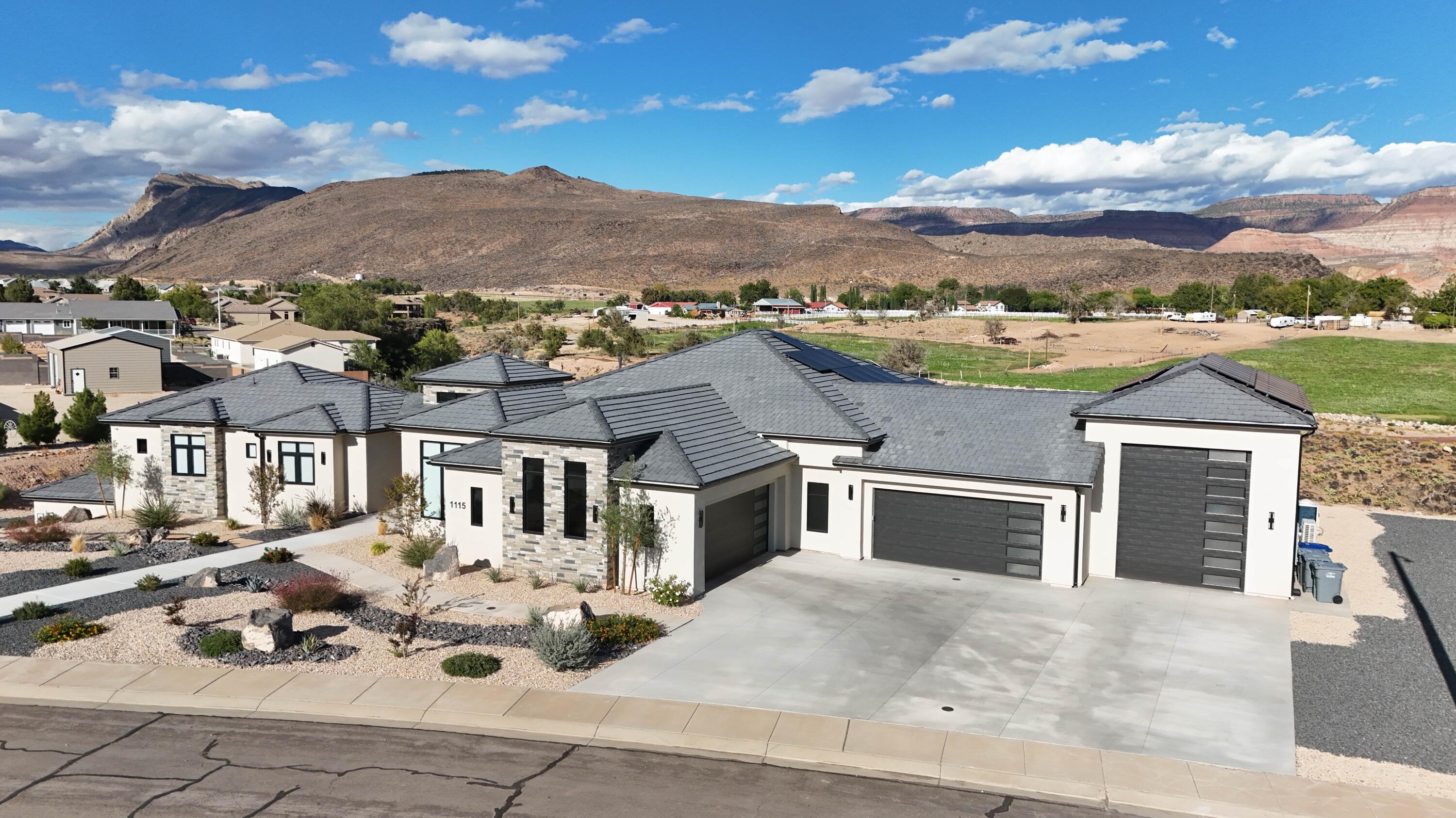 ALMOND HEIGHTS PARK - Residential