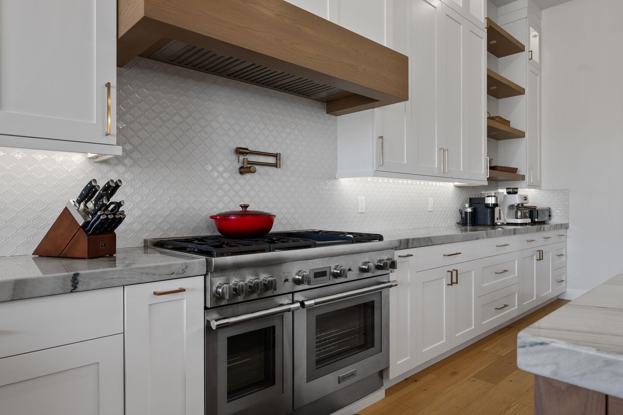 ALMOND HEIGHTS PARK - Residential