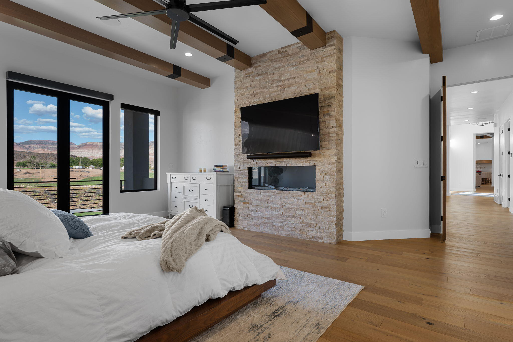 ALMOND HEIGHTS PARK - Residential