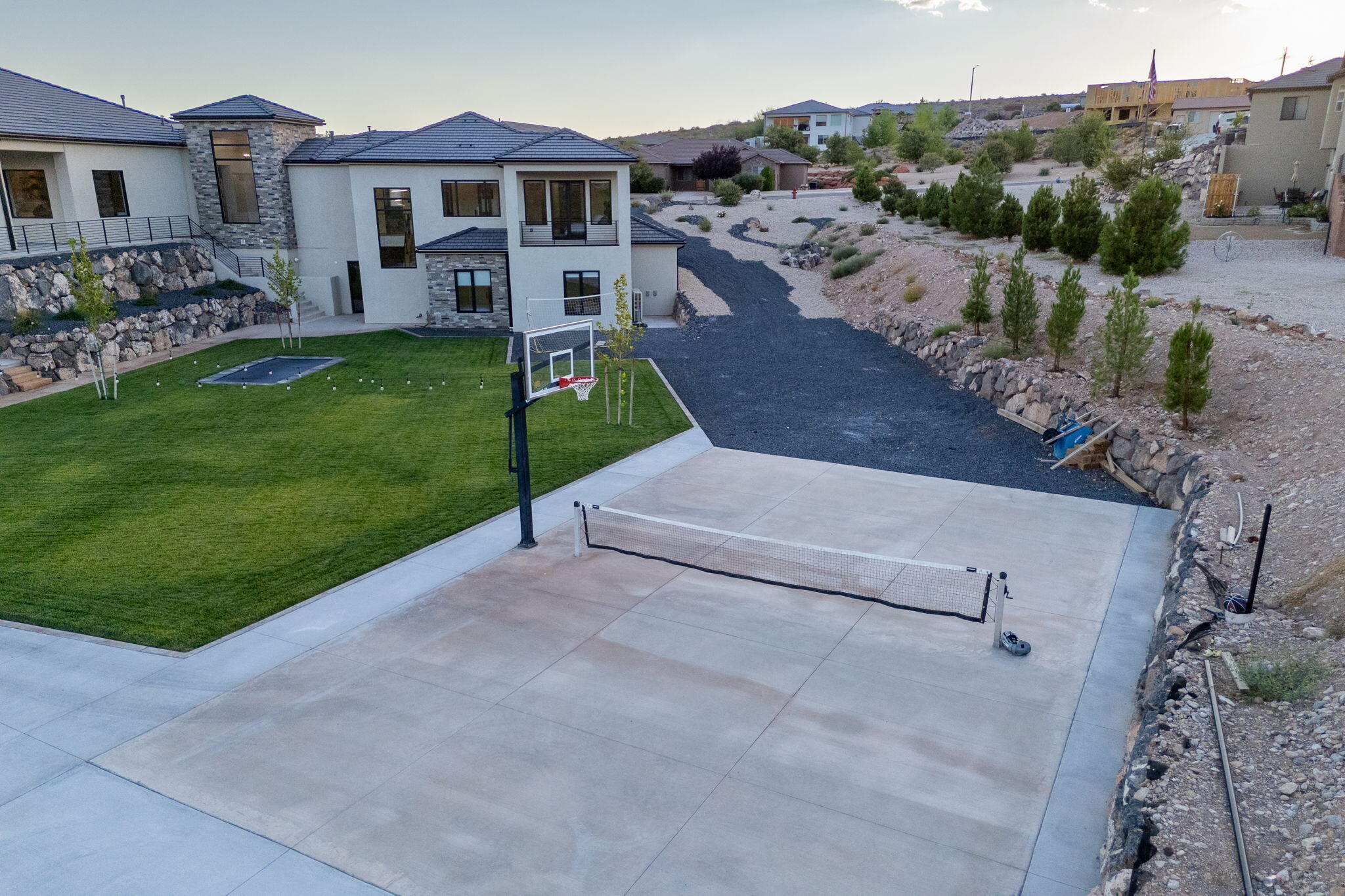 ALMOND HEIGHTS PARK - Residential