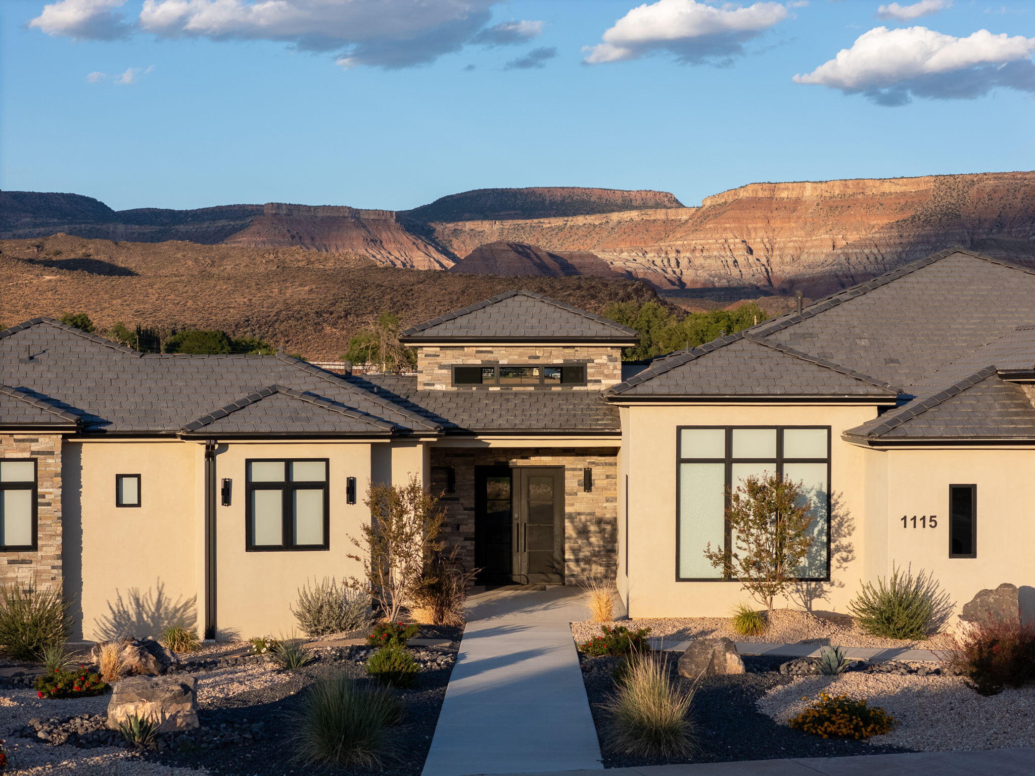 ALMOND HEIGHTS PARK - Residential