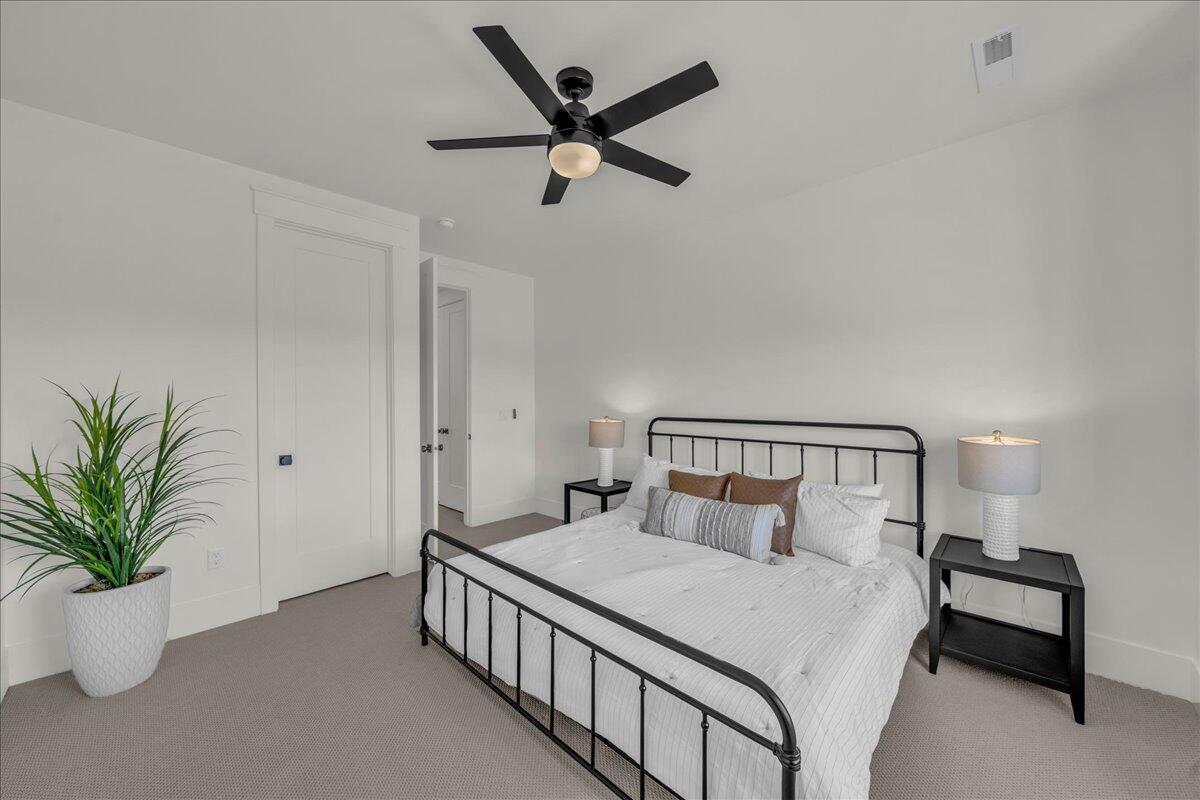 QUEENSRIDGE - Residential